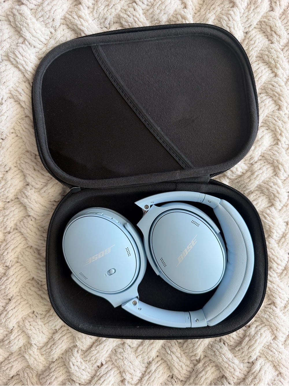 Bose Over-Ear Wireless Headphones - Light Blue